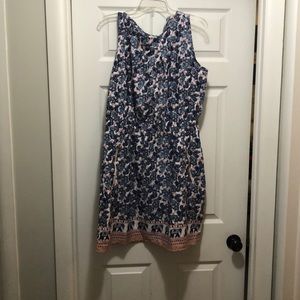 Sleeveless dress